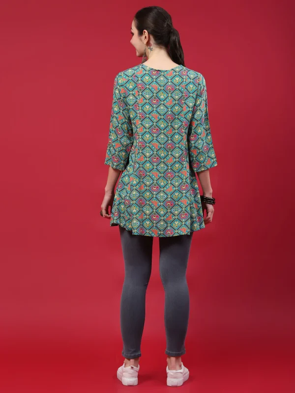 Women Blue Geometric Printed Tunic - Image 6