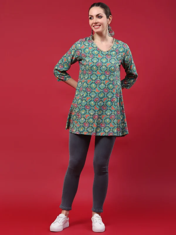 Women Blue Geometric Printed Tunic - Image 7