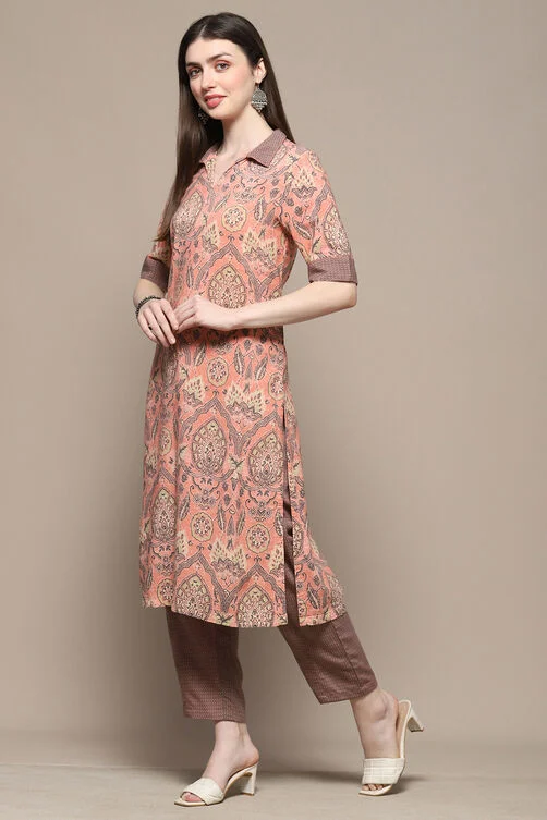 Women Peach Grey Rayon Straight Kurta Set - Image 5